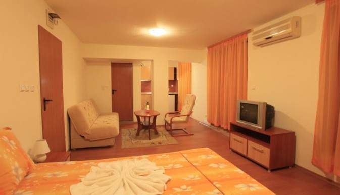 RAINBOW_I_HOTEL_SUNNY_BEACH_BULGARIA_AIR_TOUR_TRAVEL